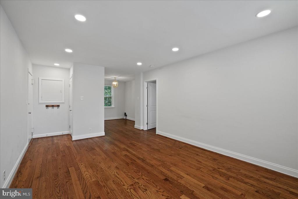 4416 34TH STREET S Unit: B2