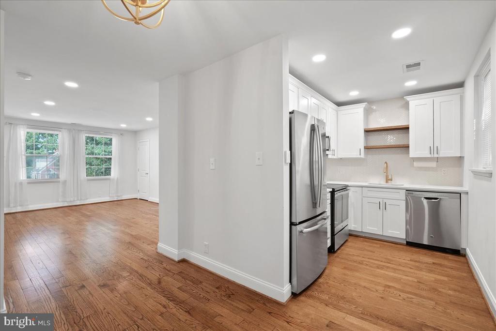 4416 34TH STREET S Unit: B2
