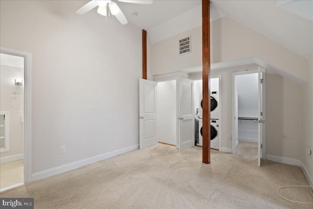 4416 34TH STREET S Unit: B2