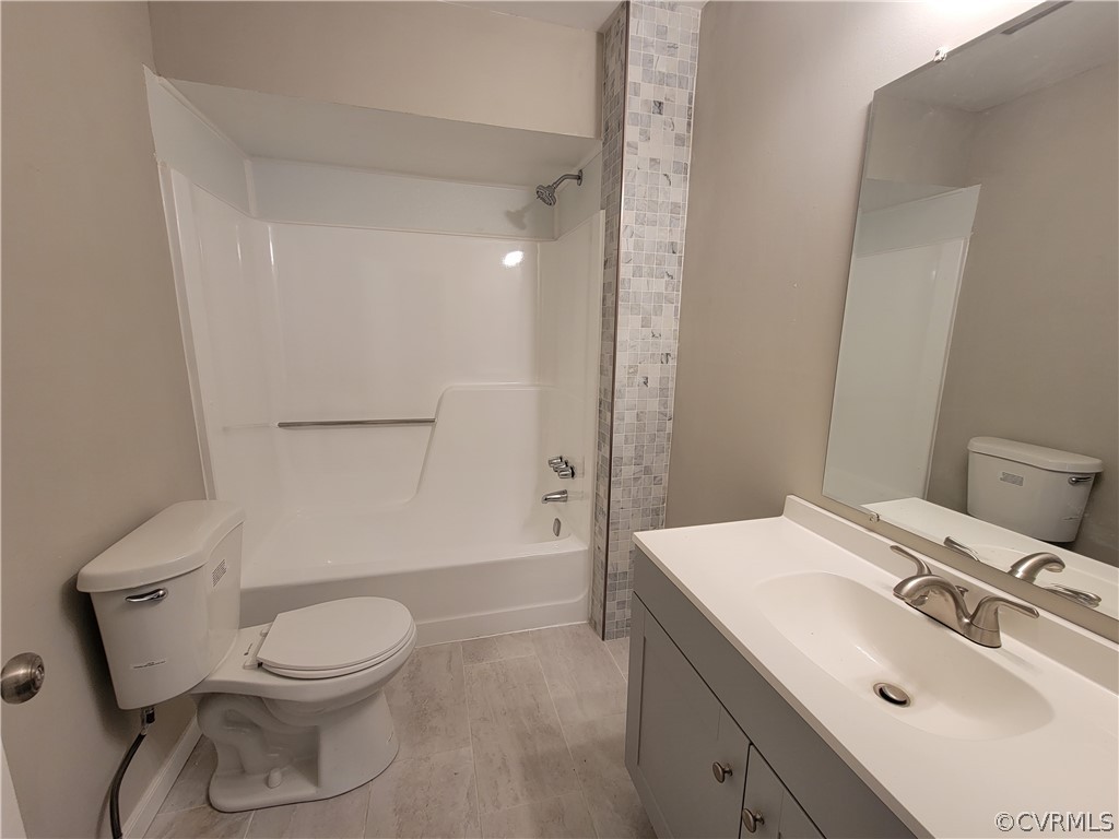 3401 Castlebury Dr