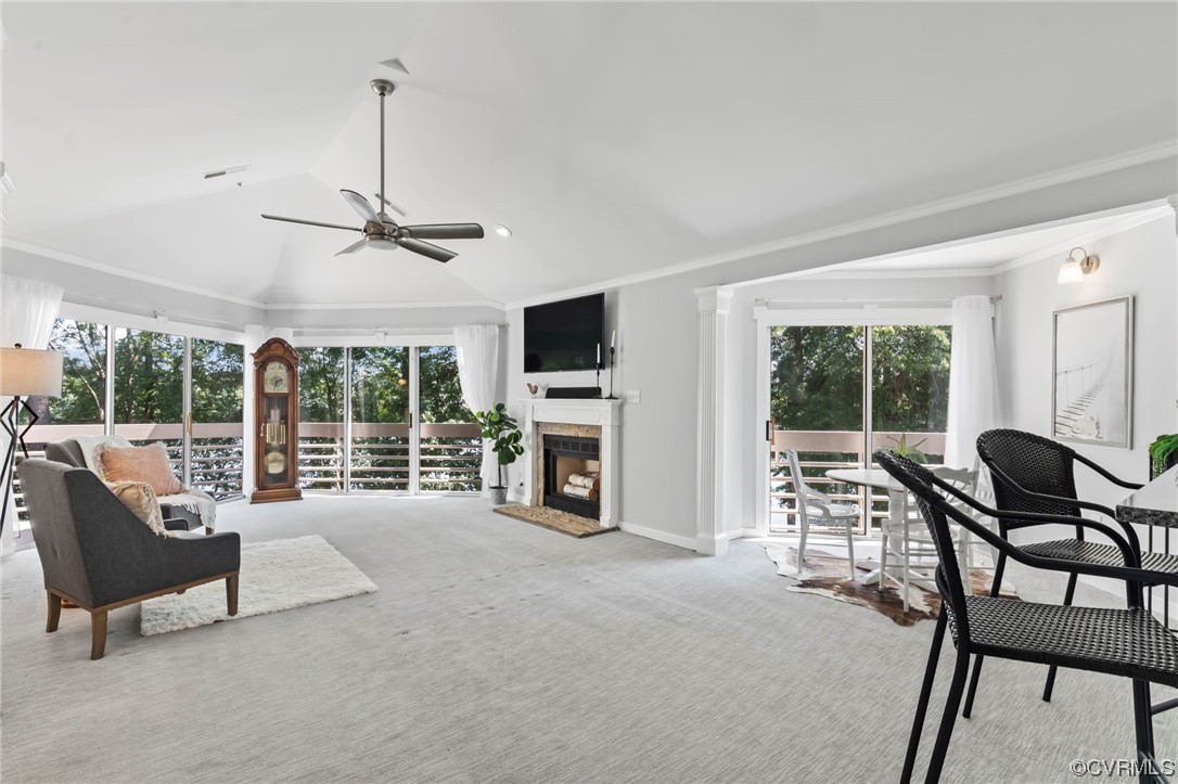 206 Water Pointe Ct