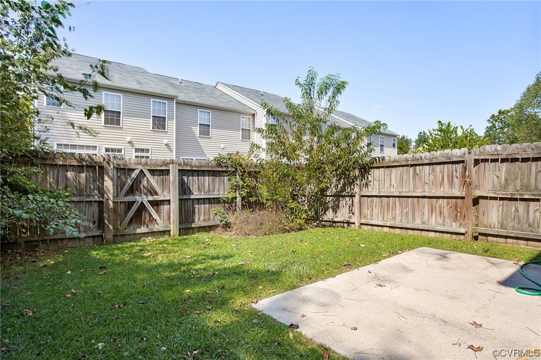 5501 Belle Pond Dr