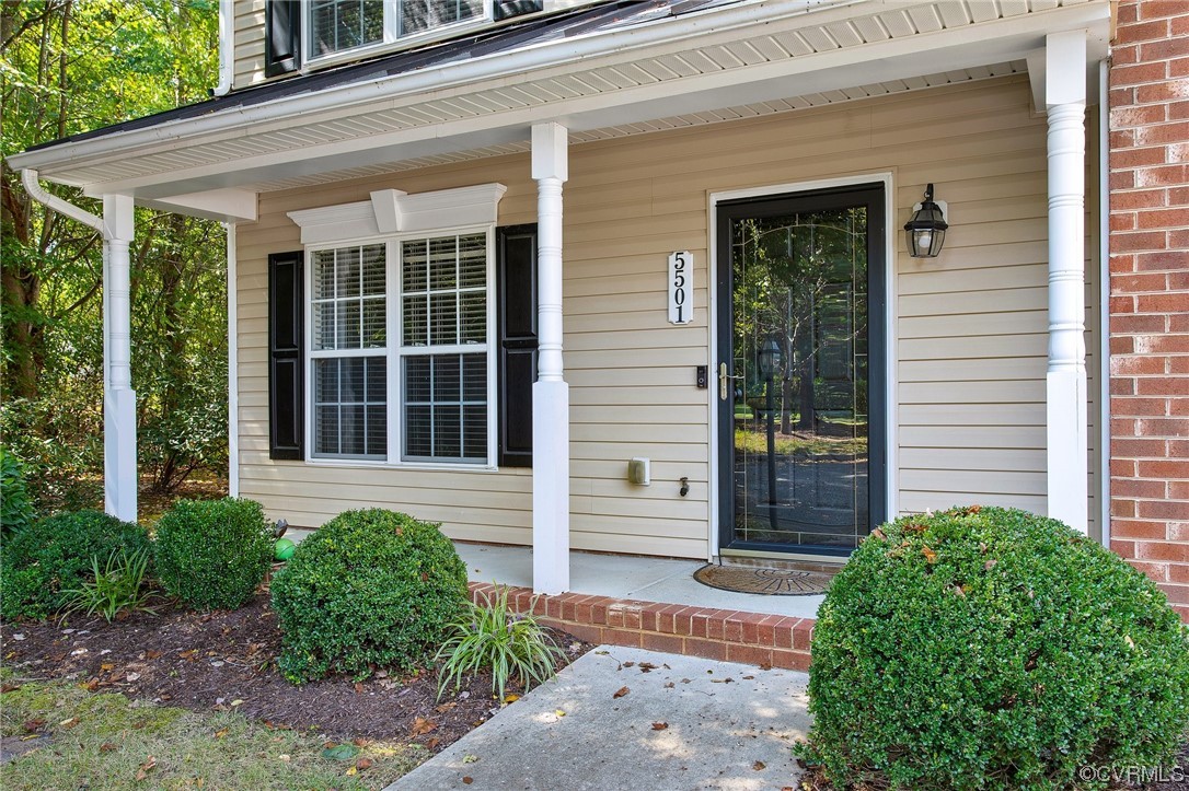 5501 Belle Pond Dr