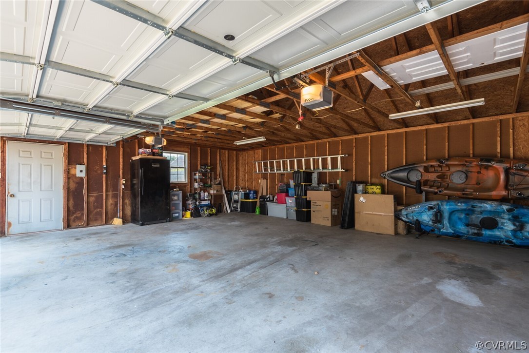 3136 Loganwood Dr