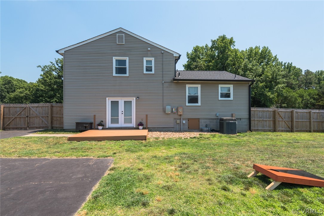 3136 Loganwood Dr