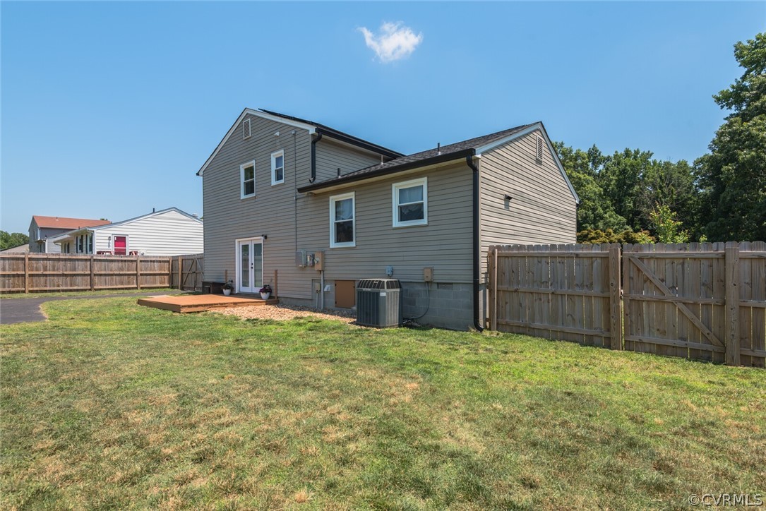 3136 Loganwood Dr