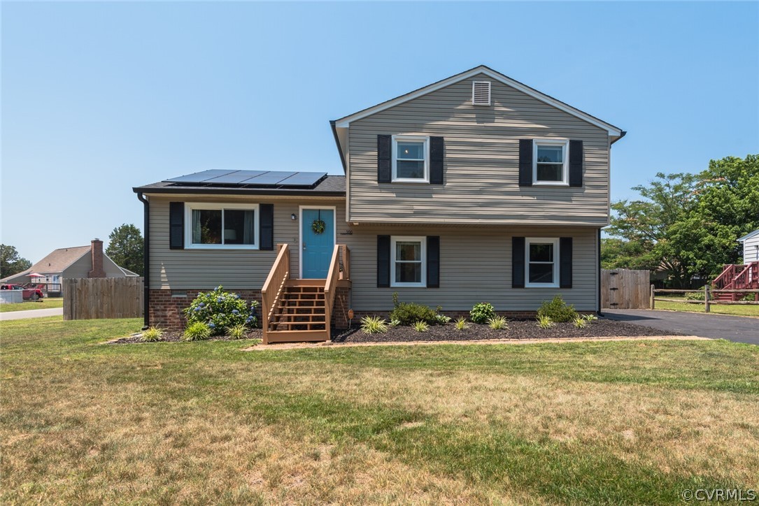3136 Loganwood Dr