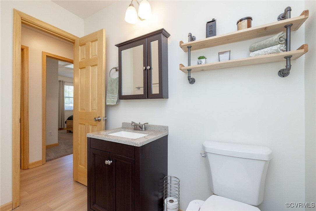 20711 Willowdale