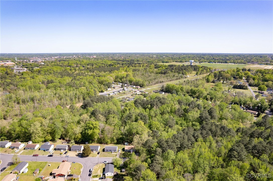 20711 Willowdale