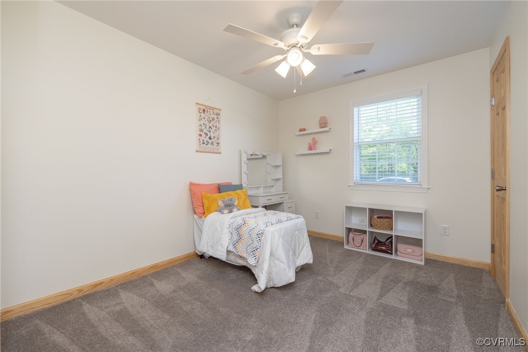 20711 Willowdale