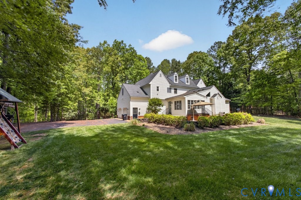 13501 Blue Heron Cir