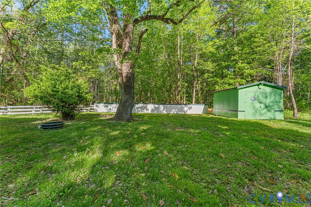 2097 Coles Point Rd