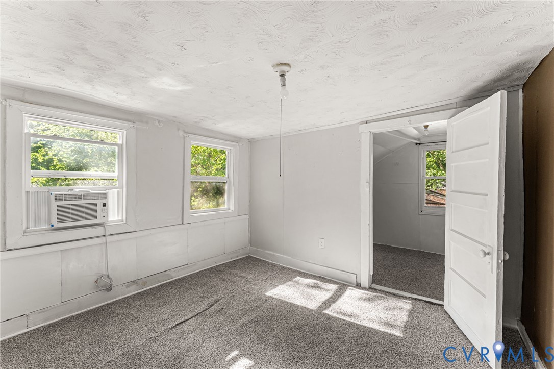 2097 Coles Point Rd