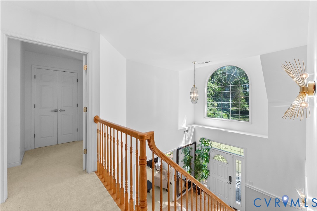 437 Plainview Rd