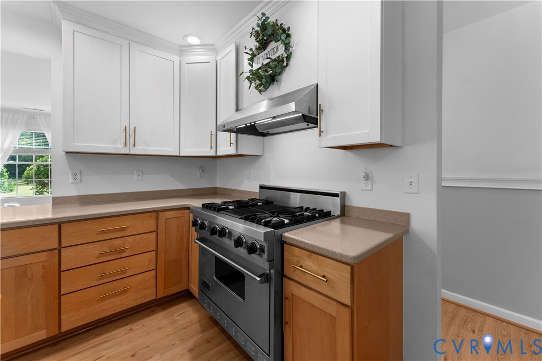 437 Plainview Rd