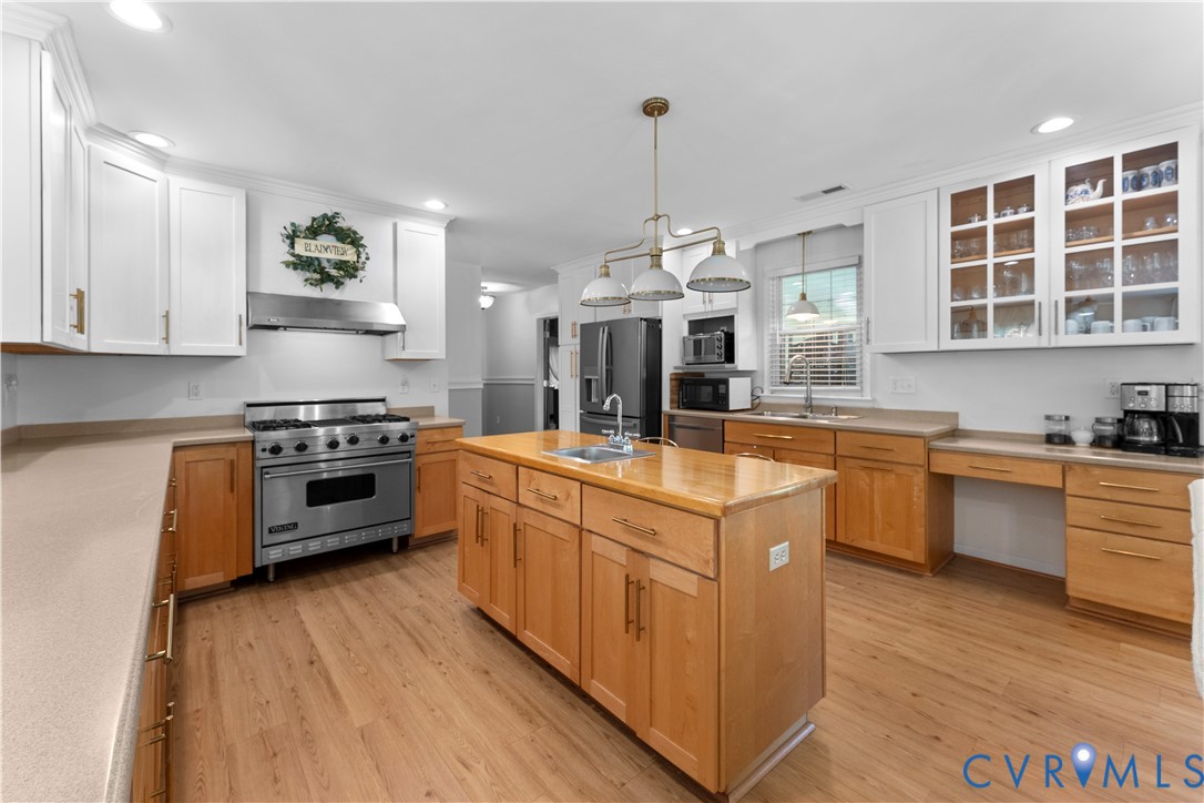 437 Plainview Rd