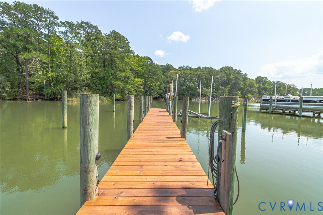 231 Canvasback Dr