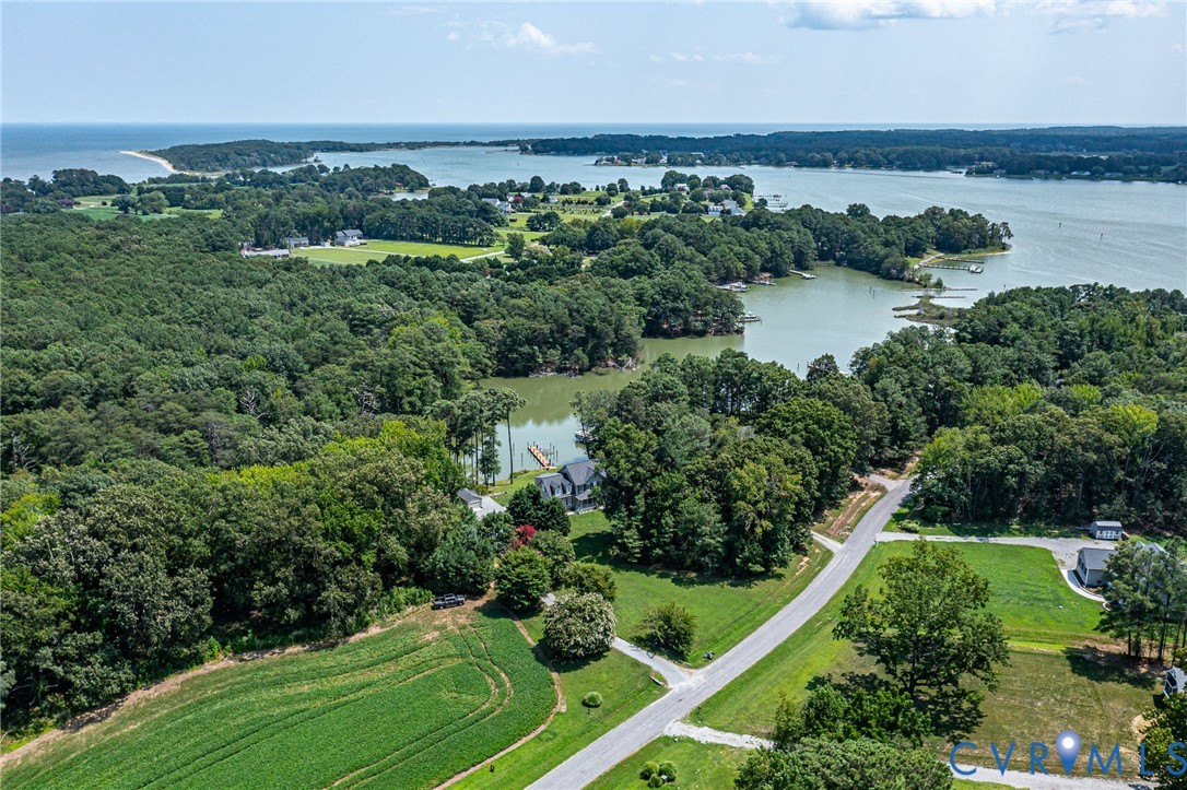 231 Canvasback Dr