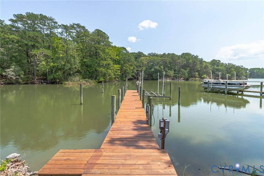 231 Canvasback Dr