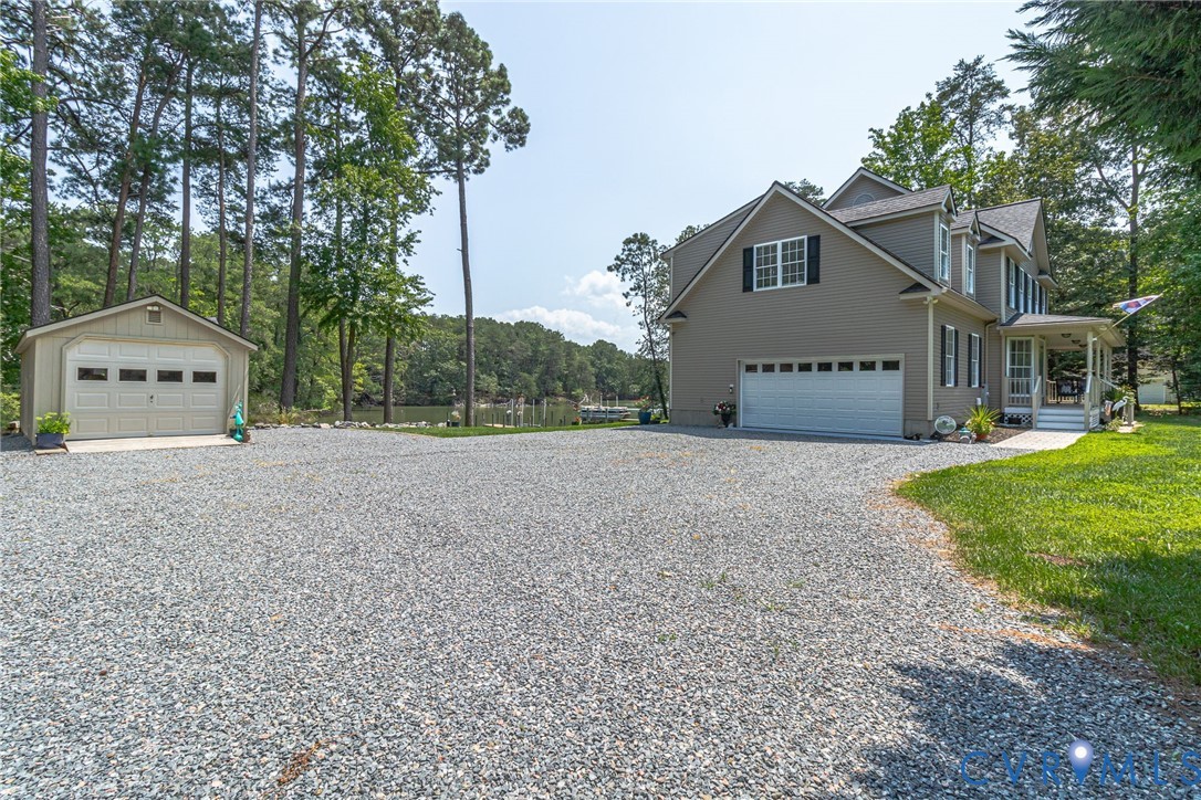 231 Canvasback Dr