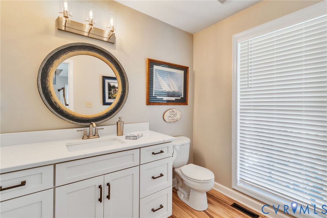 231 Canvasback Dr