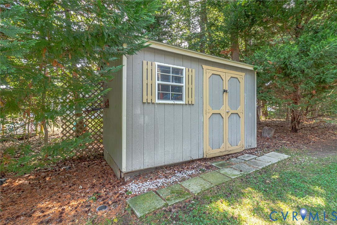 231 Canvasback Dr