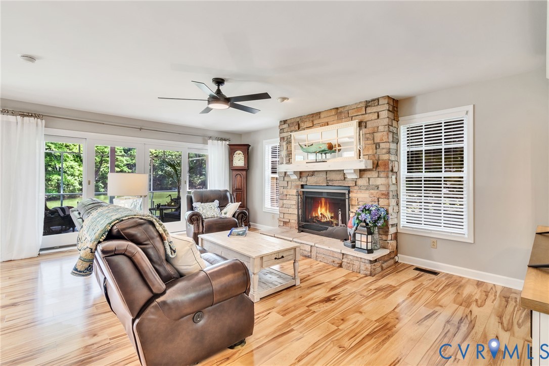231 Canvasback Dr