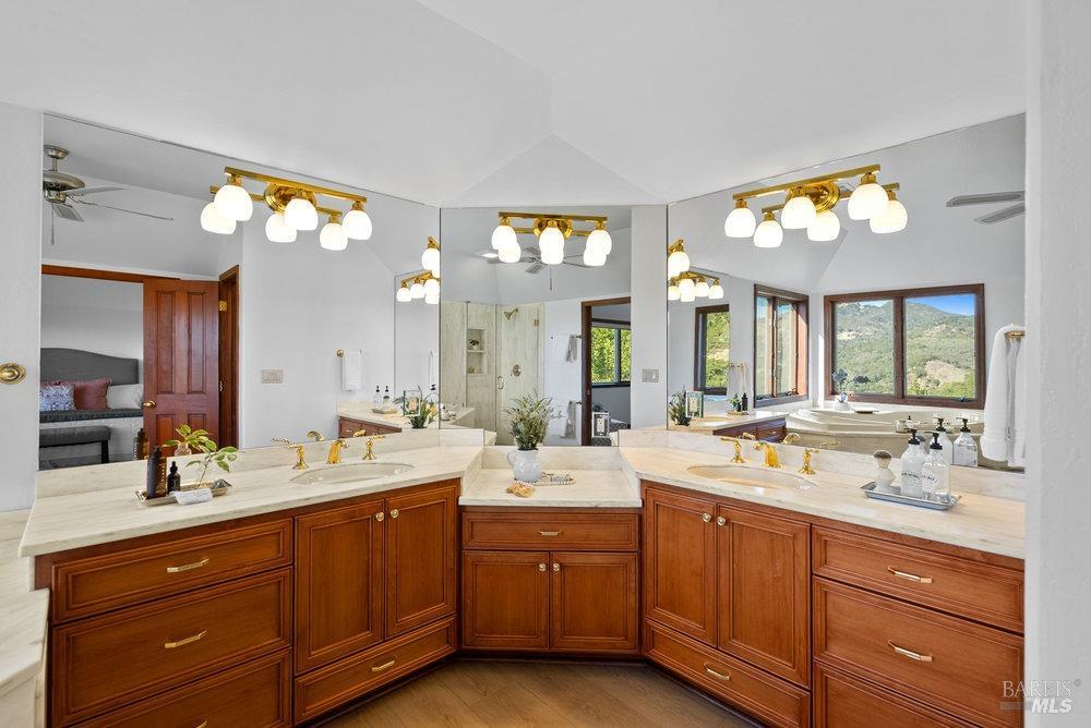 4596 Mccready Ct