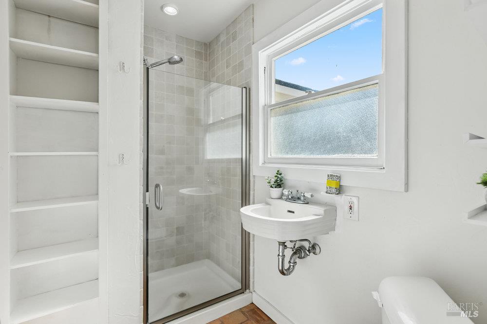 1180 Green Valley Rd