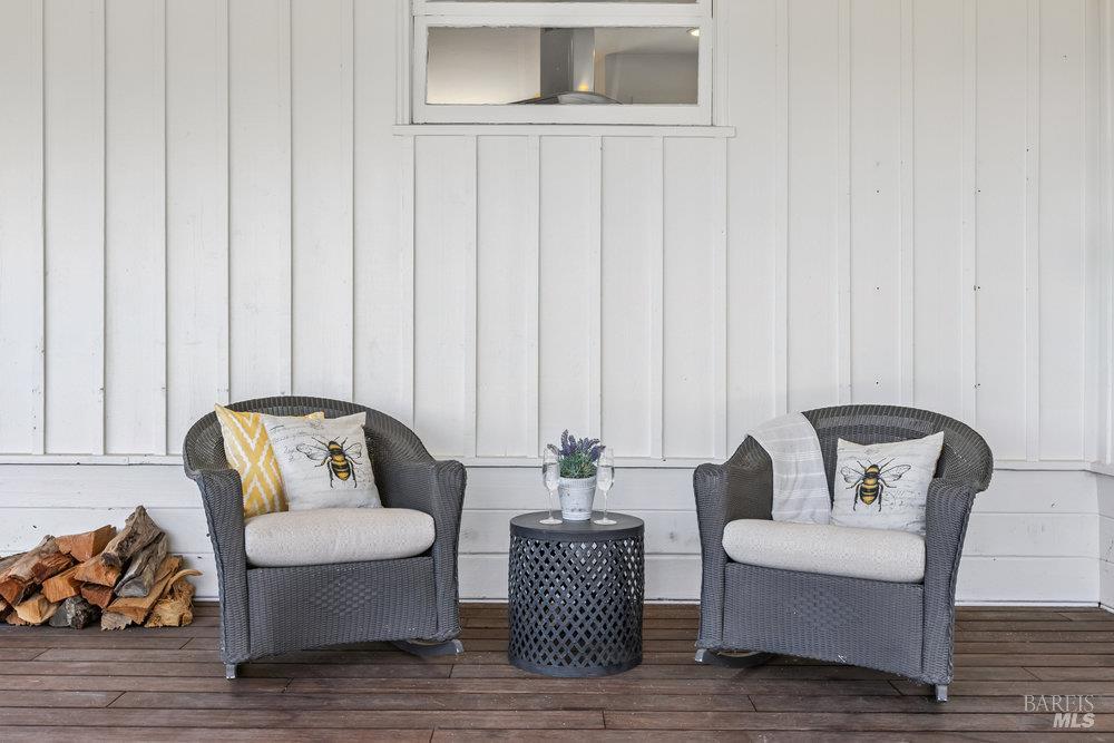 1180 Green Valley Rd