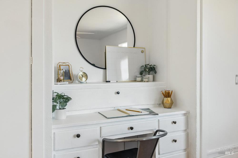 1180 Green Valley Rd