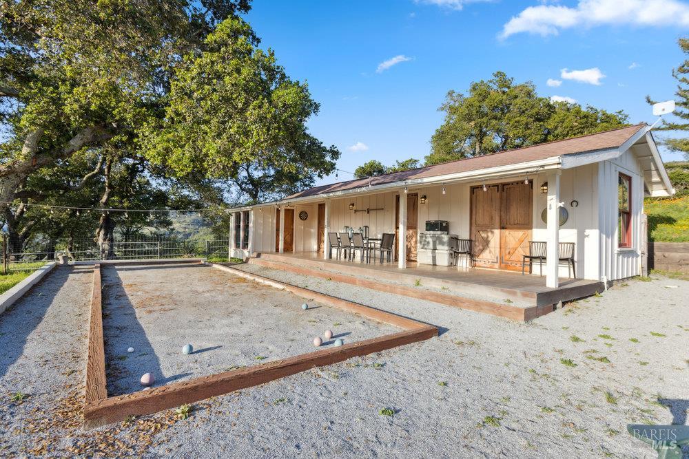 1180 Green Valley Rd