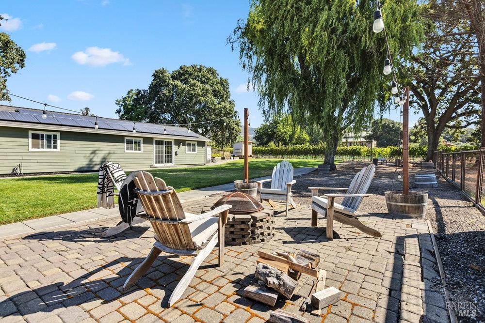 1022 Berry Lane