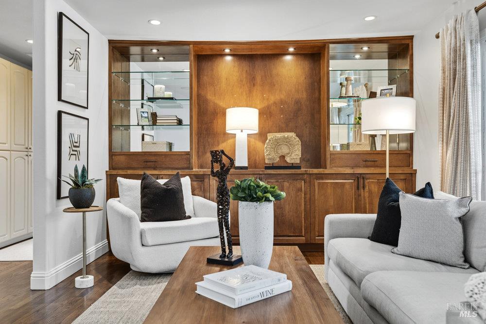 1022 Berry Lane