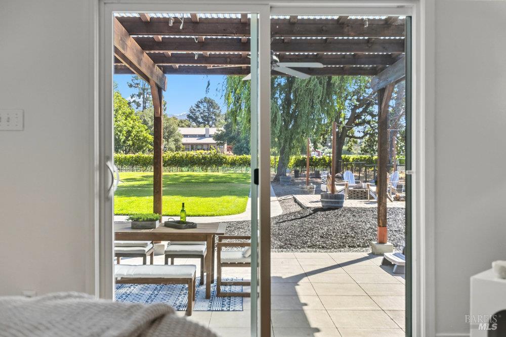 1022 Berry Lane