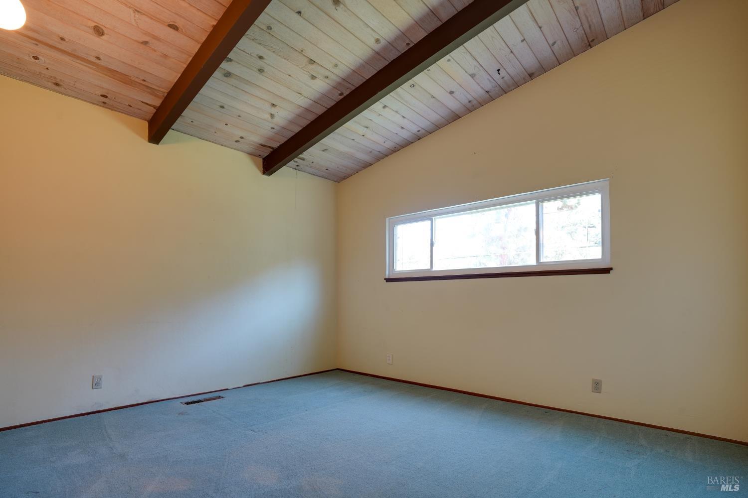 3 Oak Grove Way