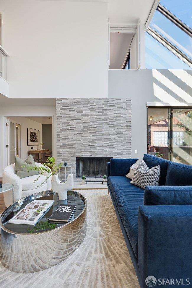 640 Davis Street Unit: #21