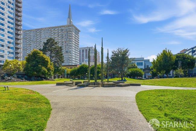 640 Davis Street Unit: #21