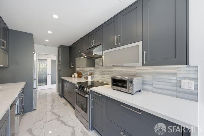 640 Davis Street Unit: #21