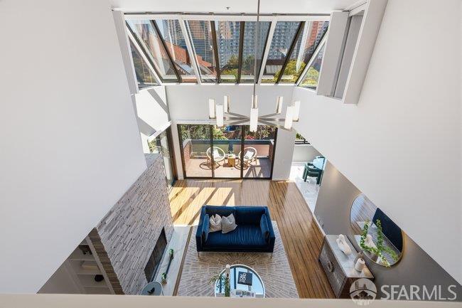 640 Davis Street Unit: #21
