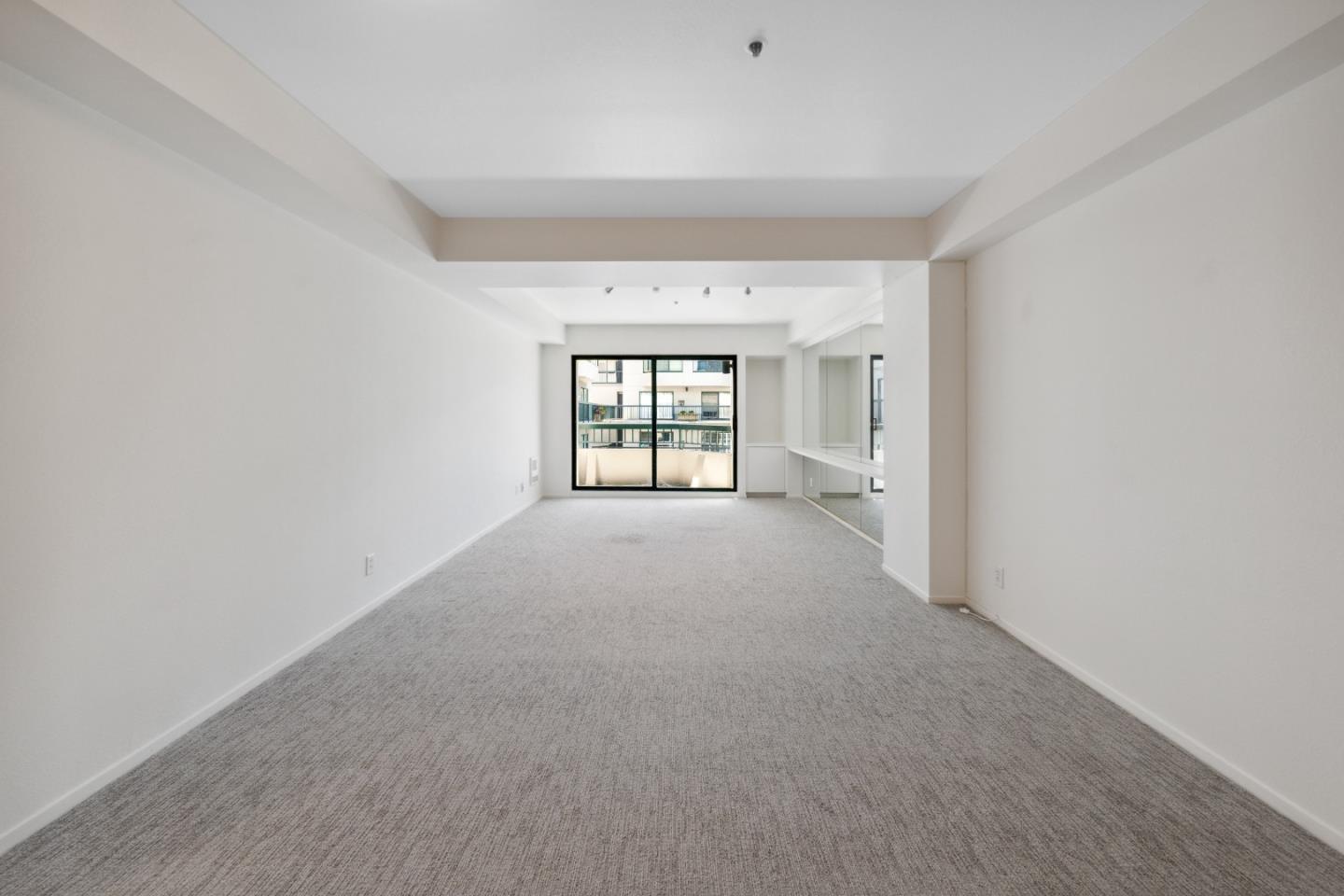 601 Van Ness AVE 341