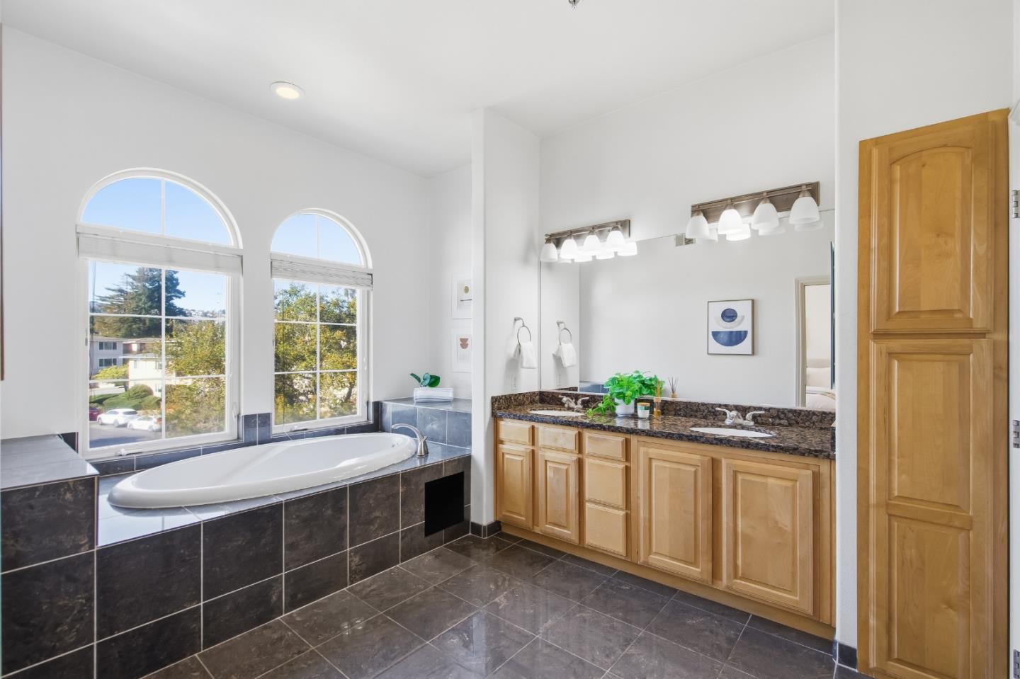 88 South Broadway 1302