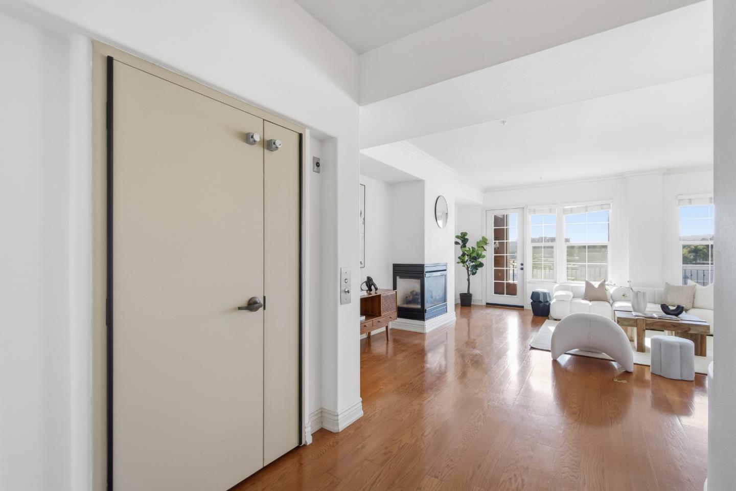 88 South Broadway 1302