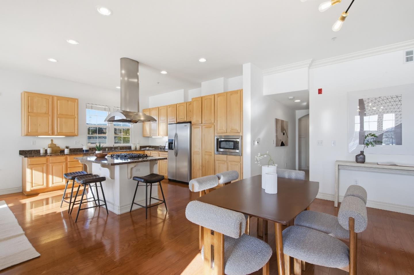 88 South Broadway 1302