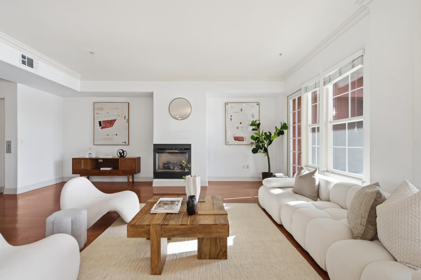 88 South Broadway 1302