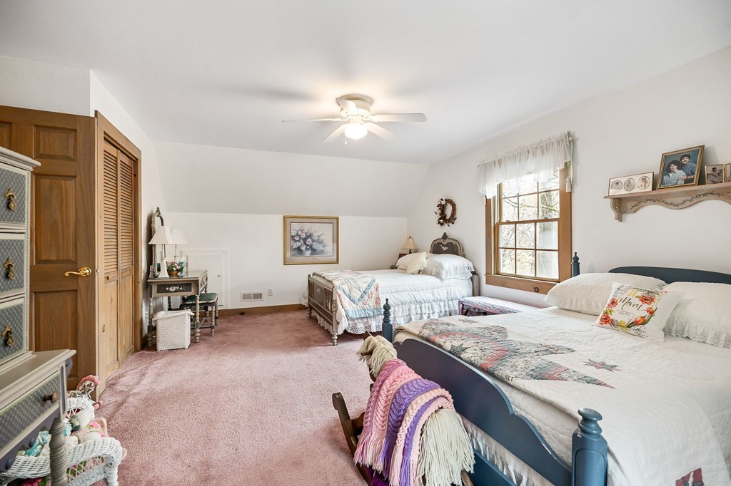 5989 Alfs Way
