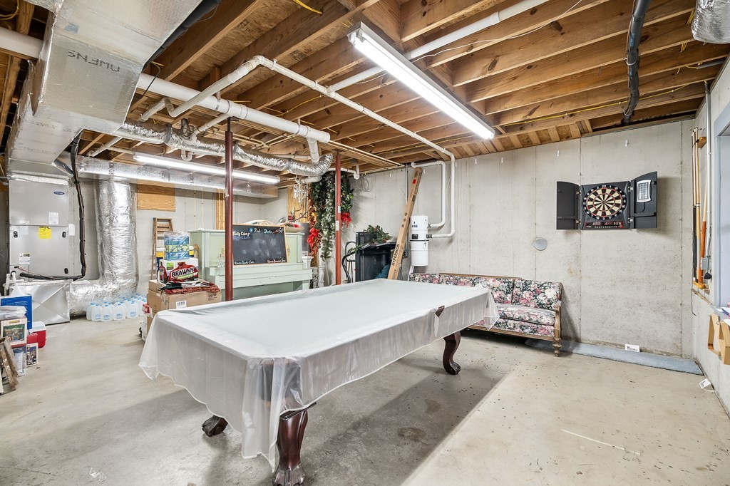 5989 Alfs Way