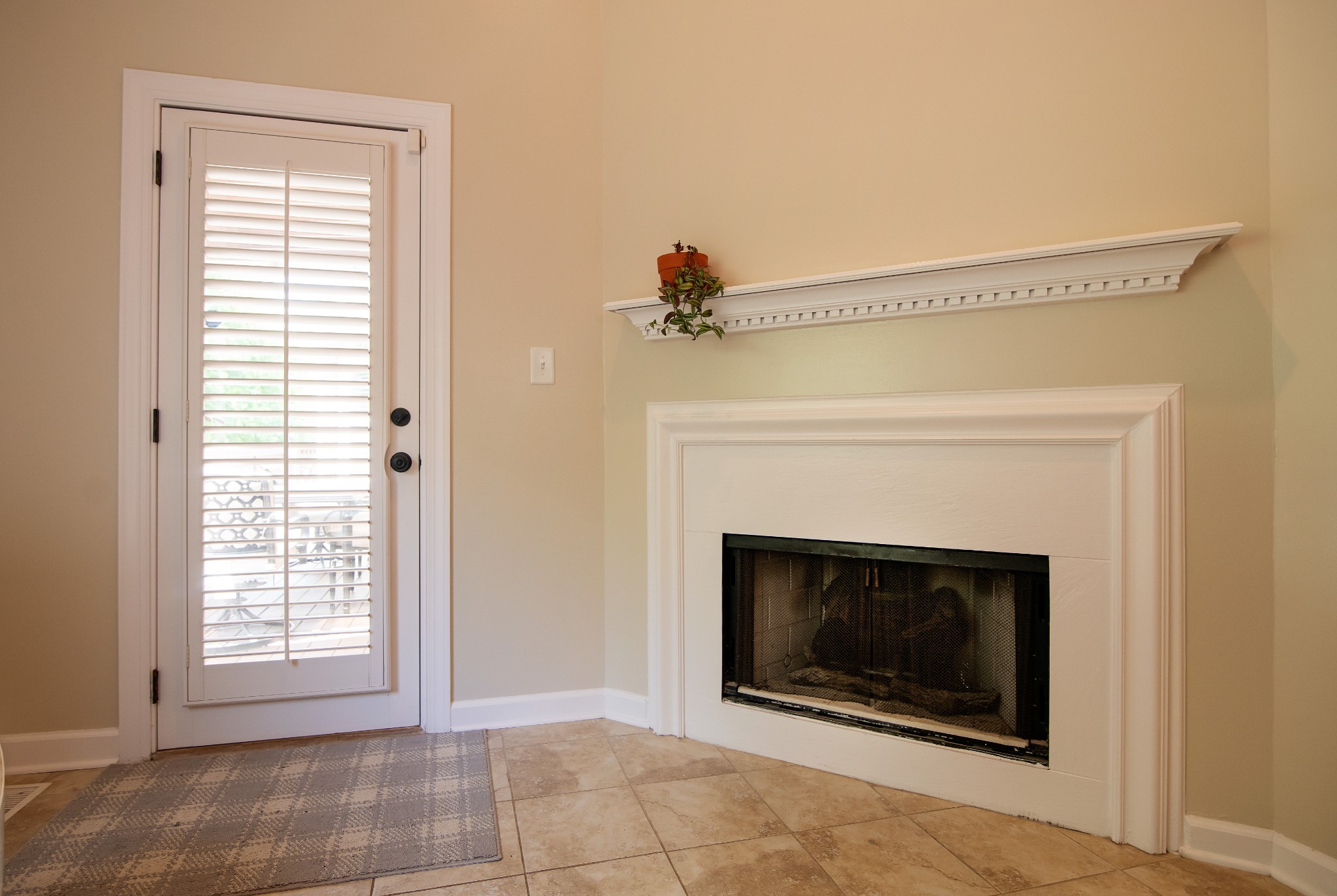 9187 Fox Run Dr