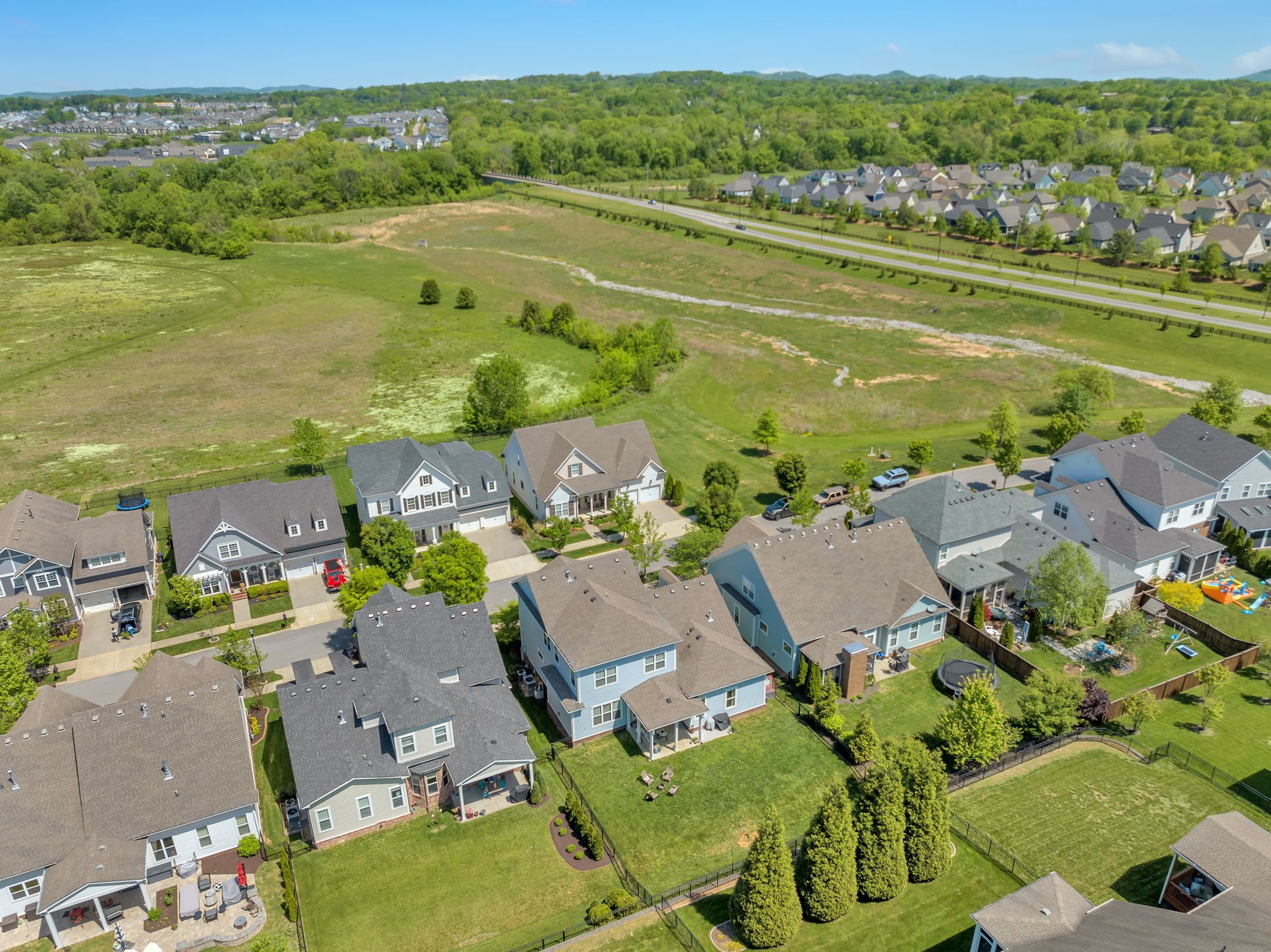 451 Avon River Rd
