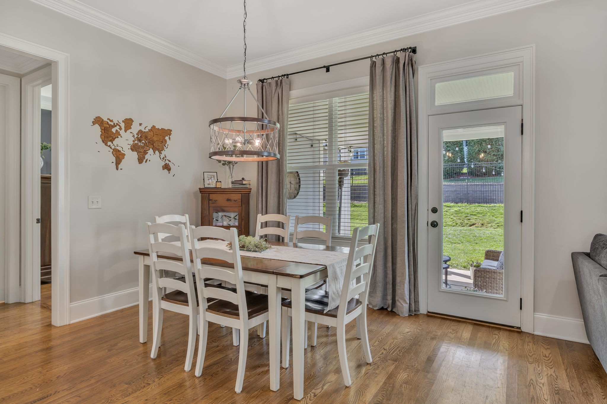 451 Avon River Rd